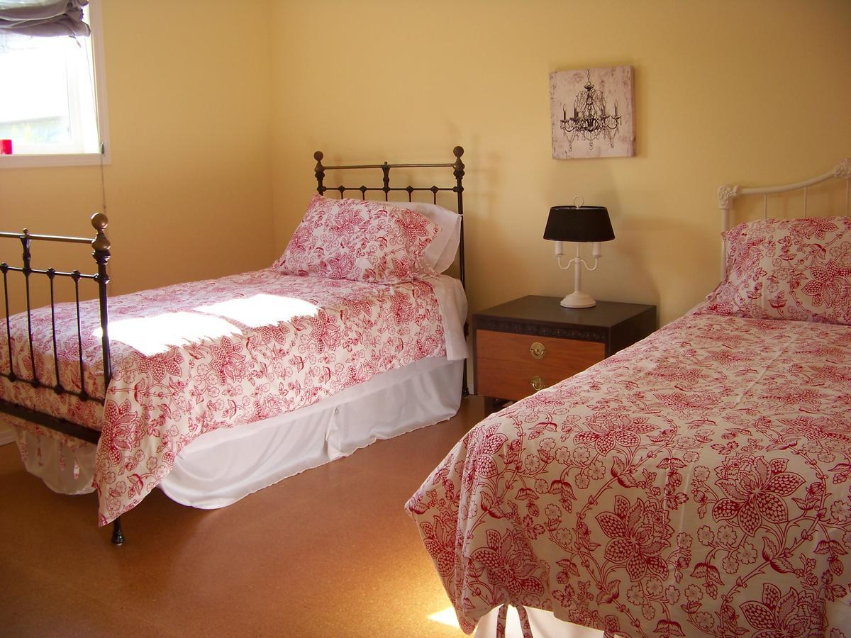 Moon Gate Guest House Whitemouth Екстер'єр фото