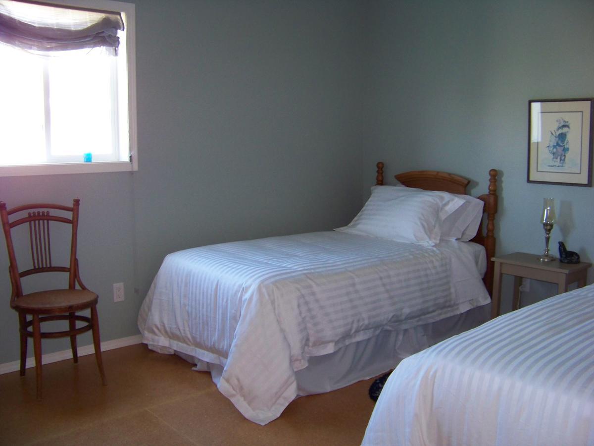 Moon Gate Guest House Whitemouth Екстер'єр фото
